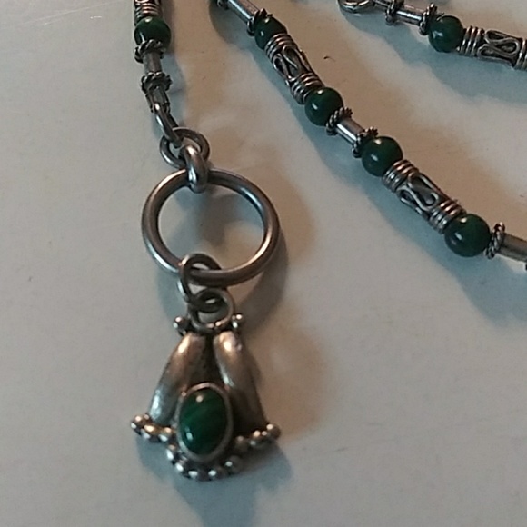 Jade and Sterling necklace - Picture 2 of 4